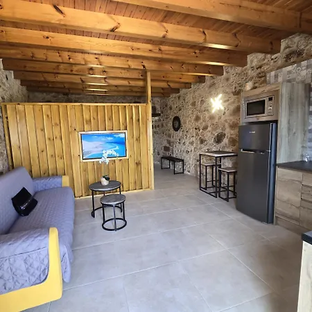 Apartment La Montaneta - Tefia