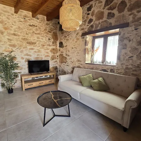 Apartment La Montaneta - Tefia