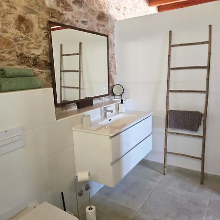 La Montaneta - * Tefía