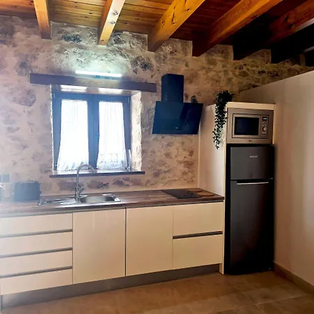 Apartment La Montaneta - *